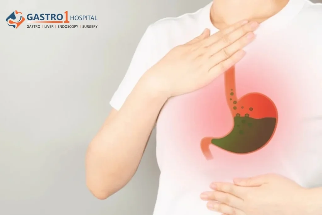 Man experiencing stomach bloating and right side abdominal pain due to fatty liver